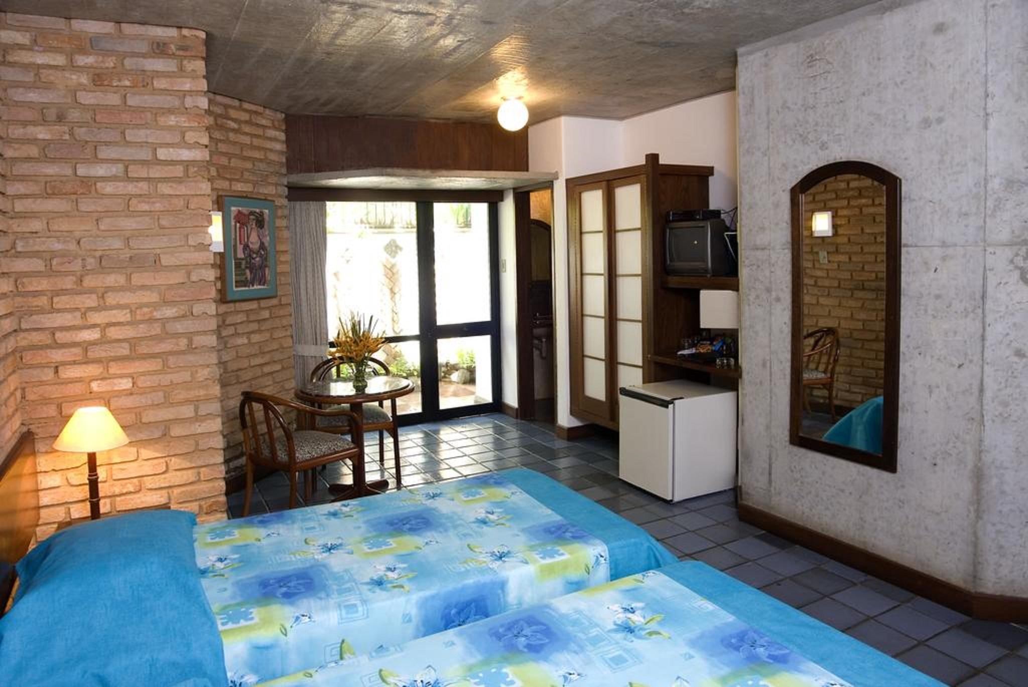 Hotel Catharina Paraguacu 3*