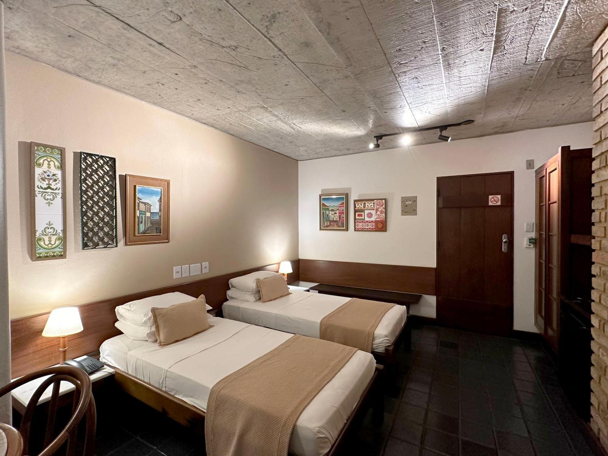 Catharina Paraguacu Hotel 3*